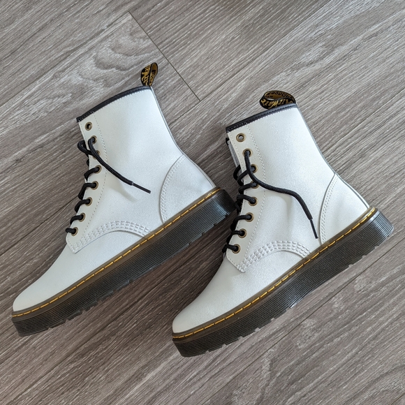 Doc Martens Zavala White Boot - Picture 1 of 9